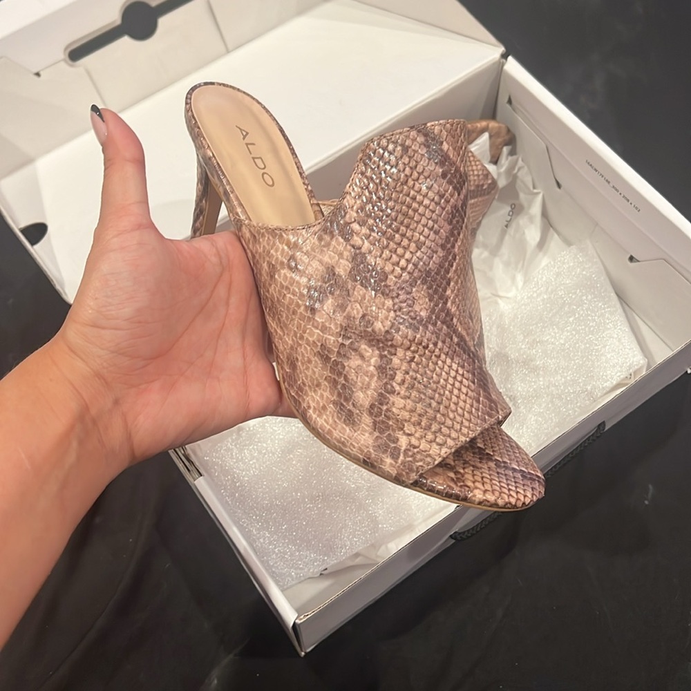 Aldo Virtual Reality Headset in White